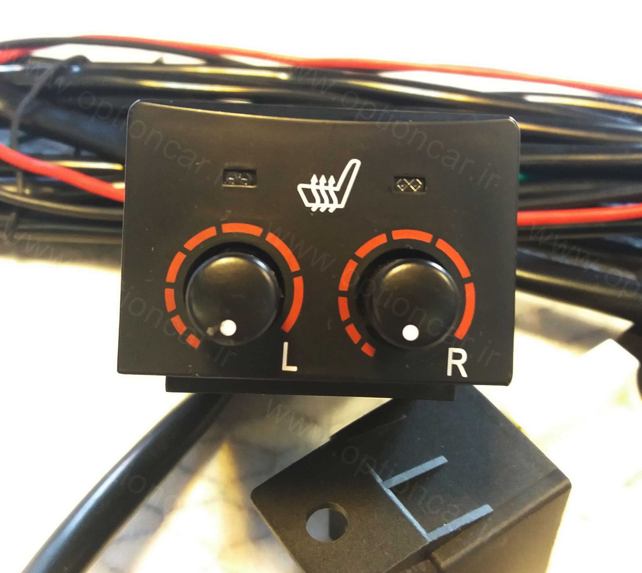 گرمکن صندلی لندکروز